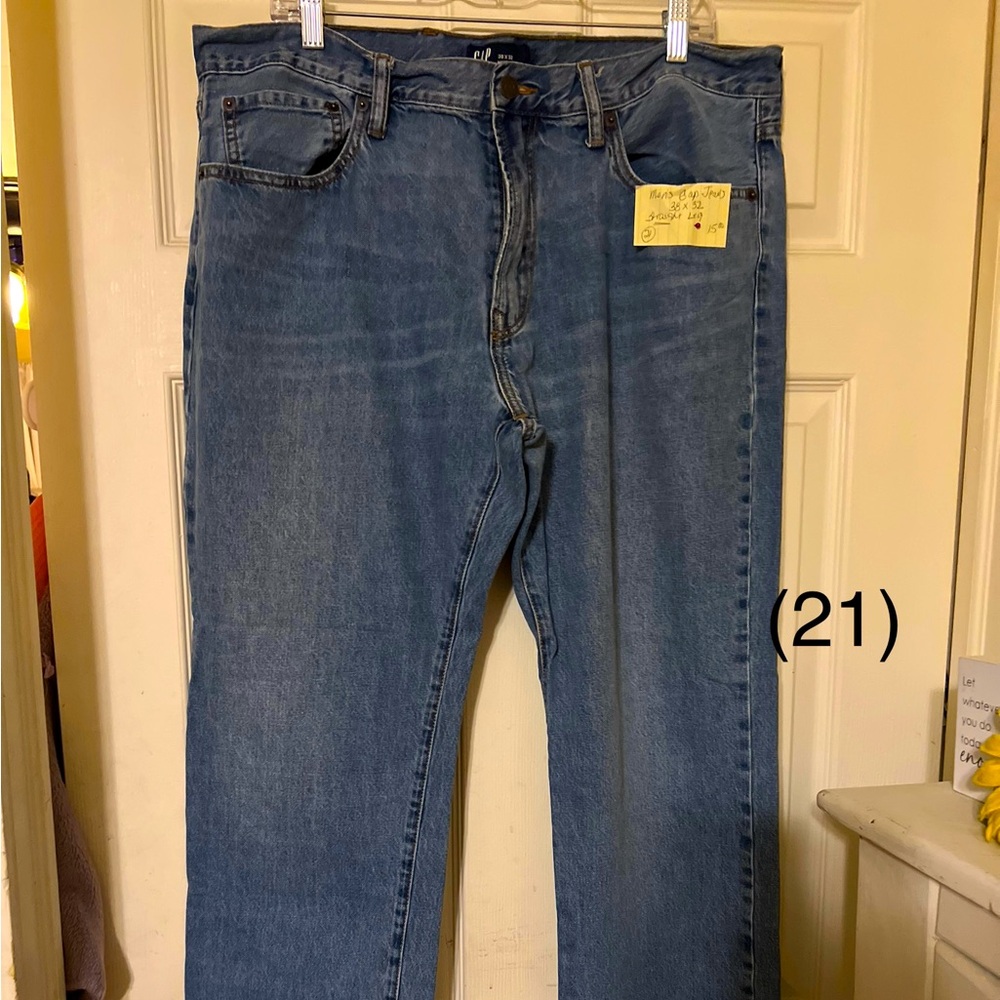 MENS GAP STRAIGHT LEG JEANS